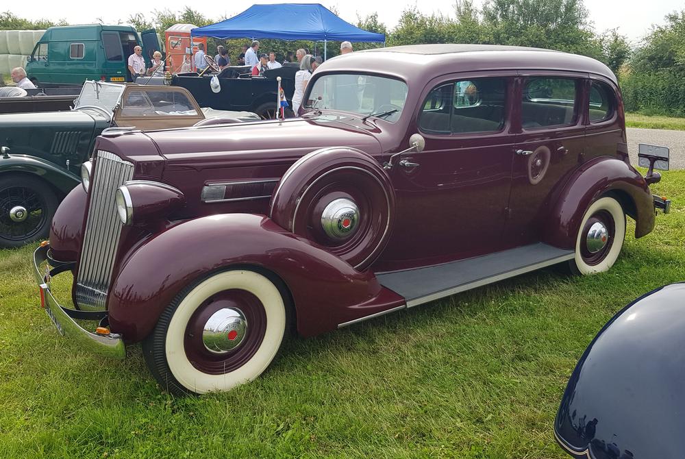 Packard_model_120A_1935_DH8786_519.jpg